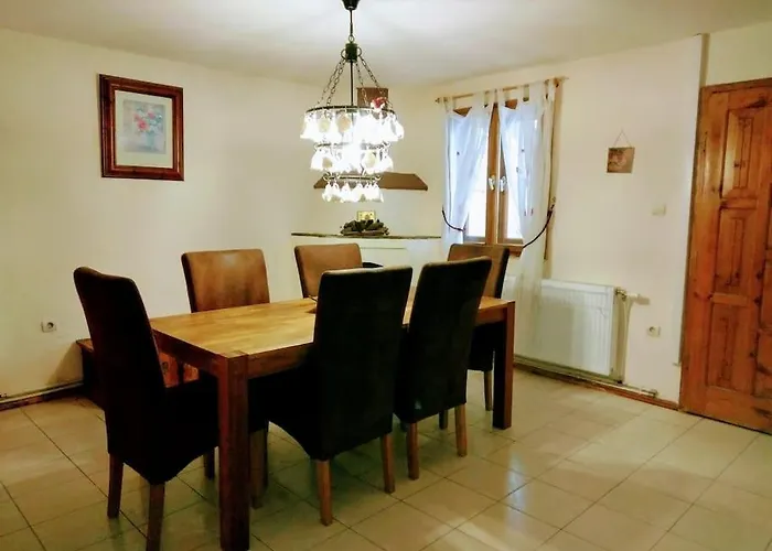 Hillside Villa Pushevo